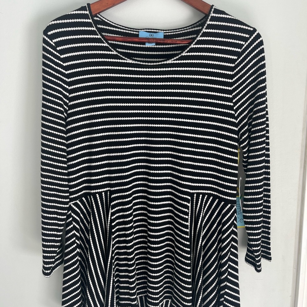 Cece- Black and White Striped Women's Top size L